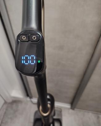 Aspirapolvere Lavapavimenti senza fili MOVA M10