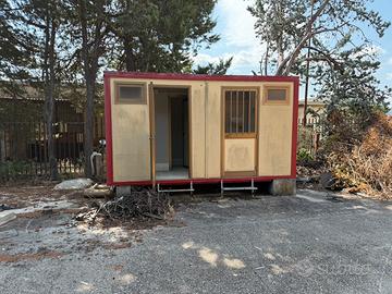 Container wc