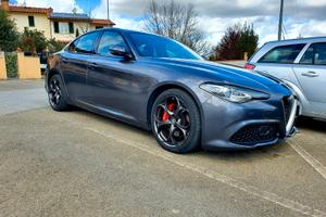 alfa romeo giulia veloce 