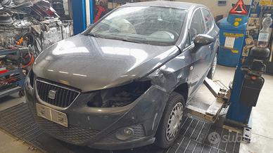Seat Ibiza anno 2010 ricambi usati