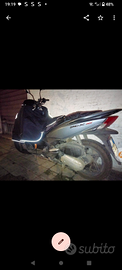 pcx 150 del 2015 grippato ma con gomme nuove