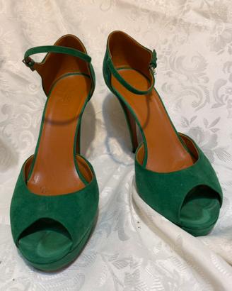 Sandalo Gucci.
