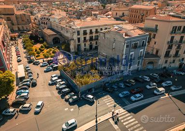 Esclusivo Nuovo Locale commerciale Via Cala