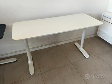 Scrivania Ikea Bekant 140x60