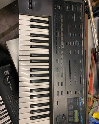 Roland PRO-E. Arranger vintage Roland