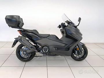 YAMAHA T-Max 560