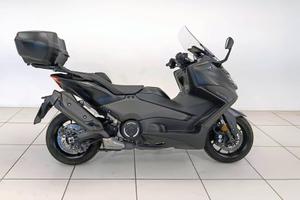 YAMAHA T-Max 560