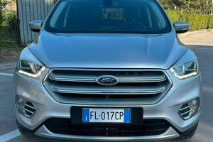 Ford Kuga 2.0 TDCI 150 CV S&S 4WD Titanium