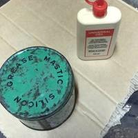 Olio e pasta per idraulico vintage