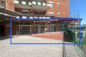 Rif. 533 locali commerciali - villaggio coppola -