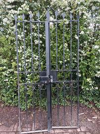 Cancello ferro battuto 
