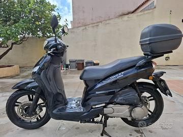 Peugeot Tweet 150i