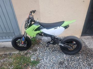 pitbike motard YX 140