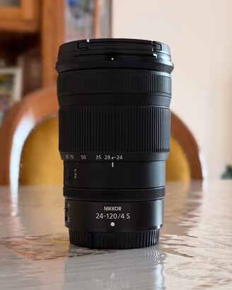 NIKKOR Z 24-120mm f/4 S - Come nuovo