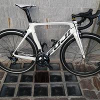 Bici di corsa Fuji