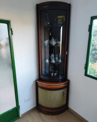 Elegante Vetrina Angolare in Legno