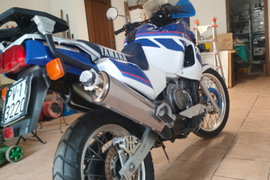 Yamaha supertenere 750
