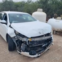 peugeot 308 sw 2016 per pezzi di ricambio