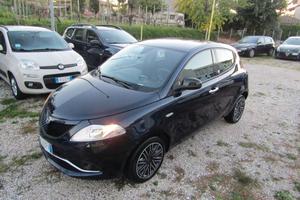 Lancia Ypsilon 1.2 5 porte Gold GPL originale