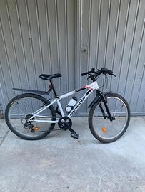 Mountain Bike Rockrider