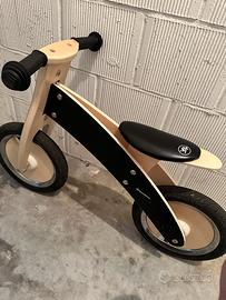 Bicicletta senza pedali in legno