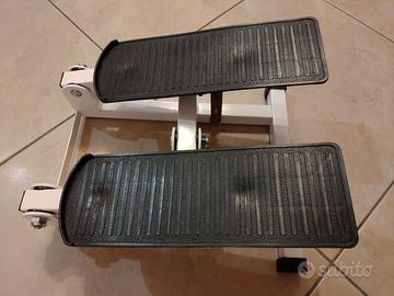 Stepper in acciaio colore bianco con molle