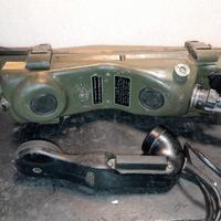 radio militare PRC 6/6 con microtelefono e antenna