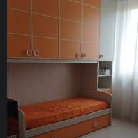 cameretta completa di scrivania