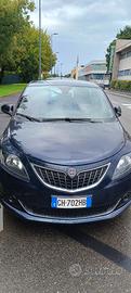 Lancia Ypsilon Silver Hybrid 2022