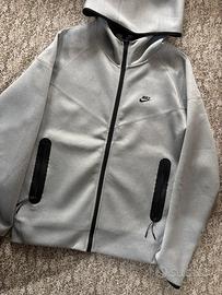 Felpa tech nike grigia