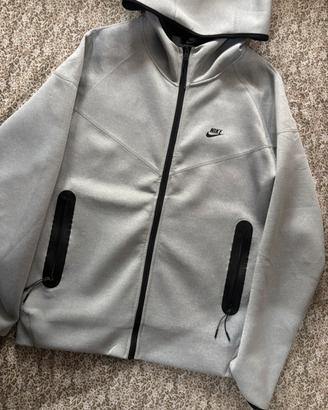 Felpa tech nike grigia