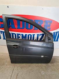 Porta anteriore destra Renault Clio 3° 1.5 D 2006