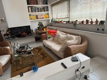 Salatto vimini 2 poltrone e divano 3 posti