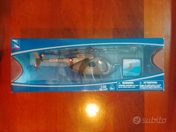 New Ray NH500  Sky Pilot Esercito Italiano 1:32