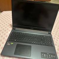 Portatile Acer Aspire 7 con scheda grafica GEFORCE