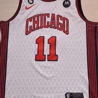 Chicago Bulls,Demar Deroza