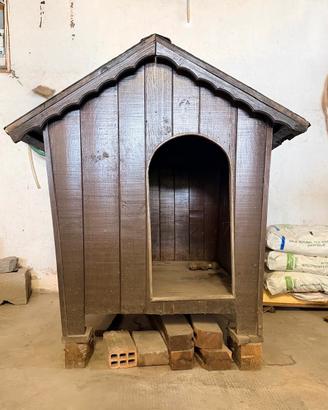 Cuccia per cani in abete massello cm 85x105