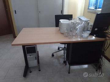 scrivania
