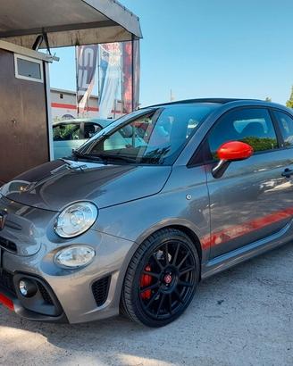 Abarth 595 C 1.4 Turbo T-Jet 180 CV Competizione