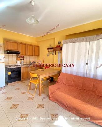 Casa a finale di pollina