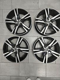 Cerchi originali Volvo rdesign