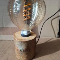 Portalampada da tavolo in legno