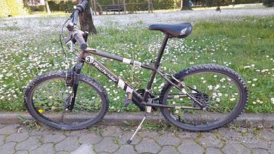 Mountain bike ragazzo