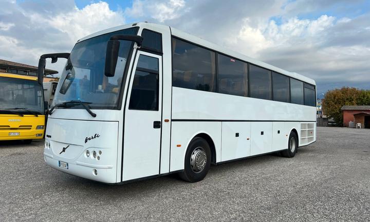 AUTOBUS GRANTURISMO VOLVO B 12