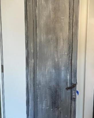 Vecchie porte di un Lanificio