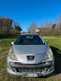 Peugeot 207 2009 – 193.000 km