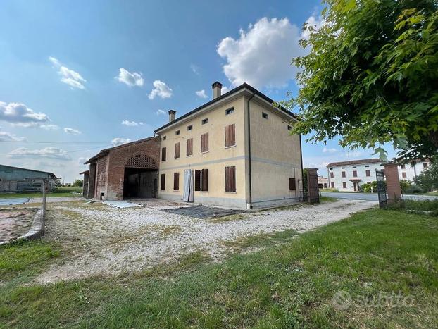 Rif.8169RC72039| rustico bagnolo san vito