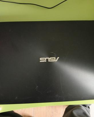 Laptop asus (leggere descrizione)