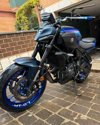 Yamaha MT-07 blu