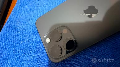 Iphone 15 pro max mai un guasto